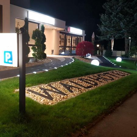 Waldhotel Sindelfingen Am Eichholz Esterno foto