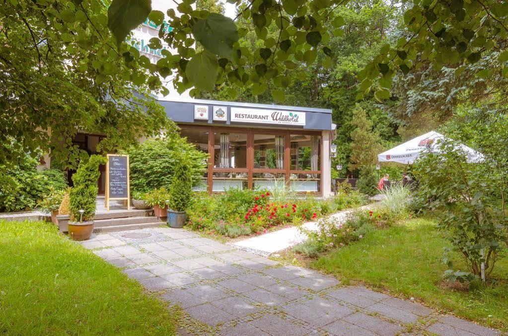 Waldhotel Sindelfingen Am Eichholz Esterno foto