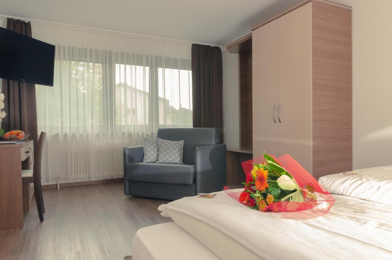 Waldhotel Sindelfingen Am Eichholz Esterno foto
